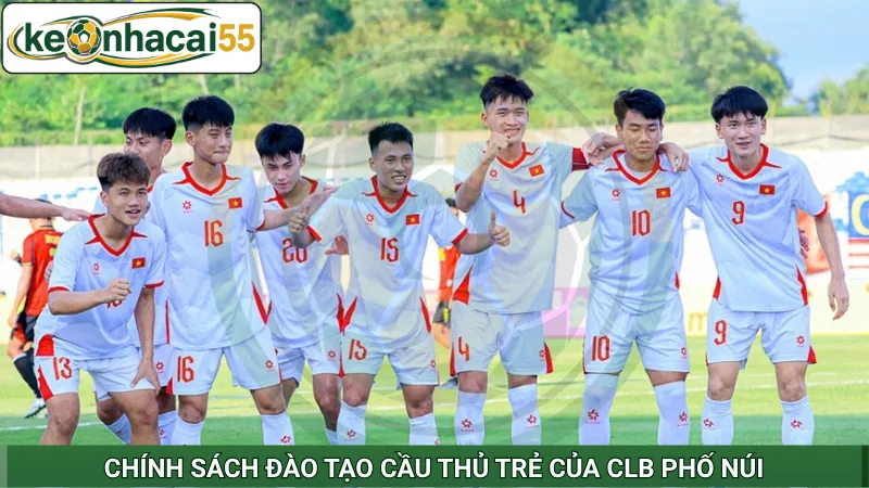 Chính sách đào tạo cầu thủ trẻ của CLB phố Núi